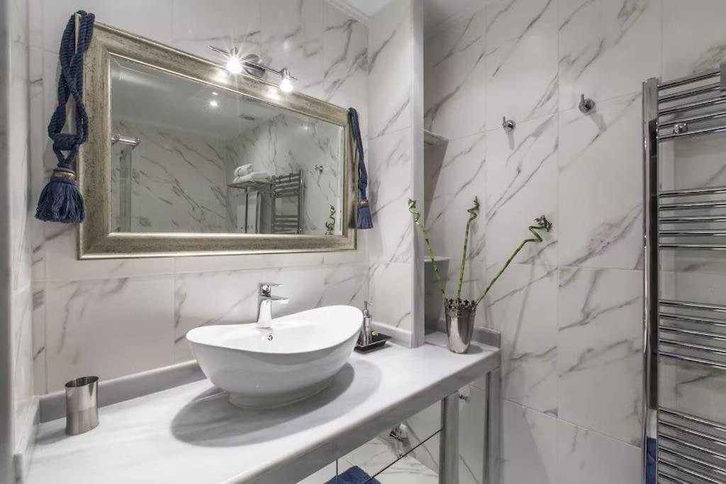 Luxury Acropolis View Duplex Penthouse In Thiseio 155M2 Athens Exterior photo