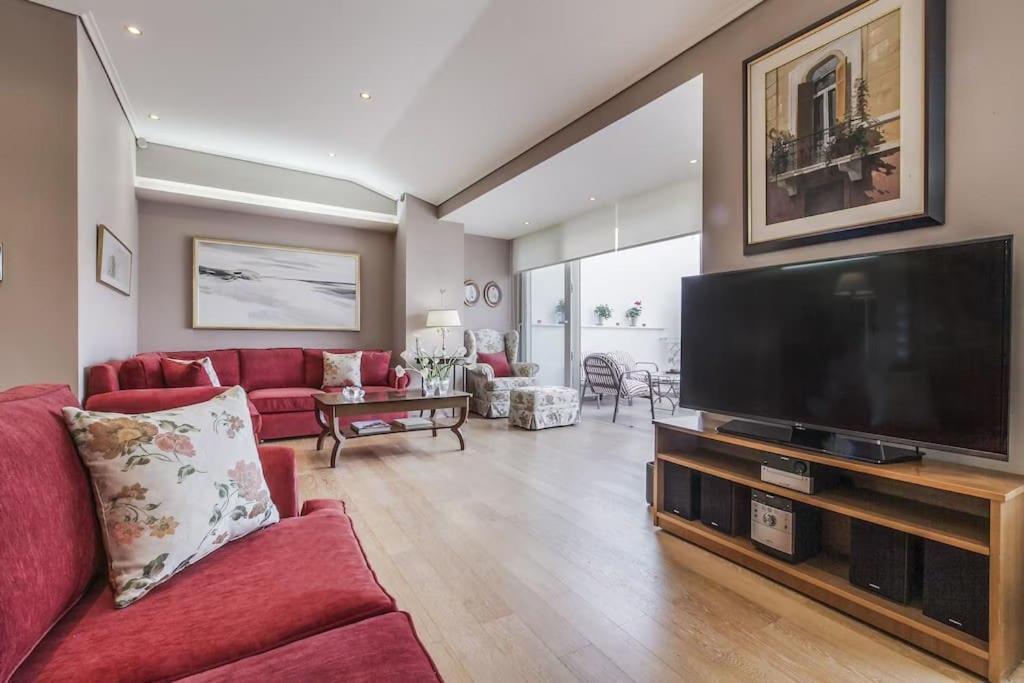 Luxury Acropolis View Duplex Penthouse In Thiseio 155M2 Athens Exterior photo